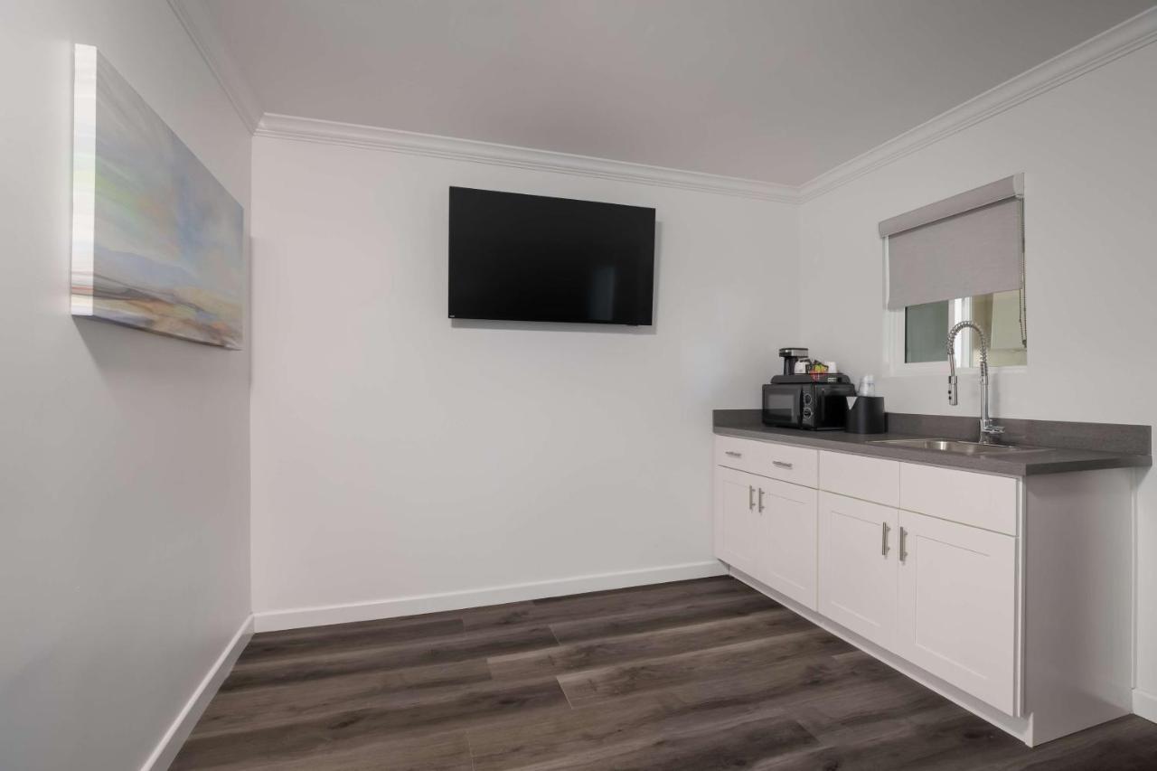 Surestay Plus Hotel By Best Western Upland - Ontario North 외부 사진