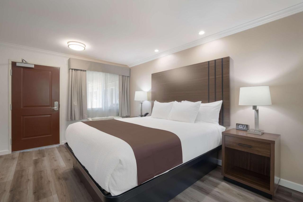 Surestay Plus Hotel By Best Western Upland - Ontario North 외부 사진