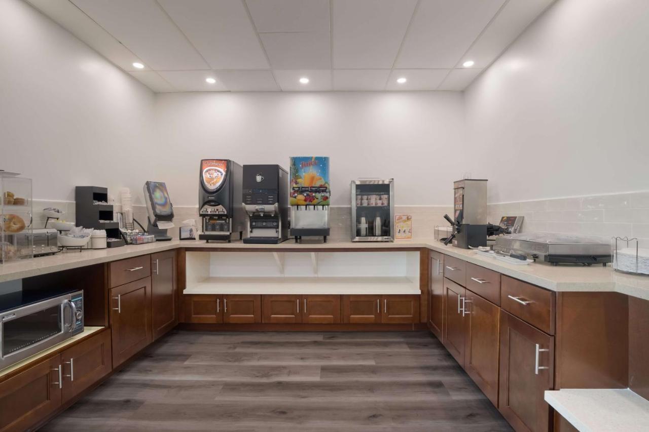 Surestay Plus Hotel By Best Western Upland - Ontario North 외부 사진