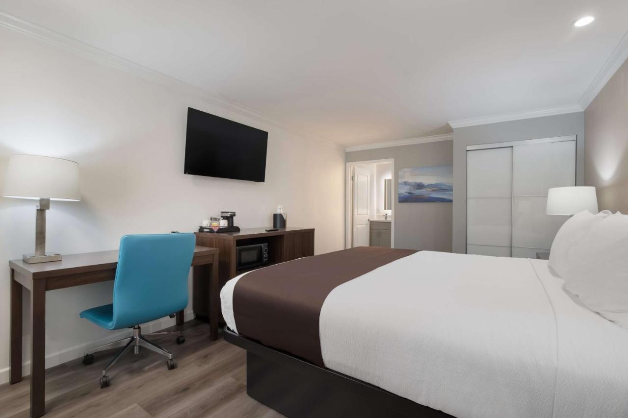 Surestay Plus Hotel By Best Western Upland - Ontario North 외부 사진