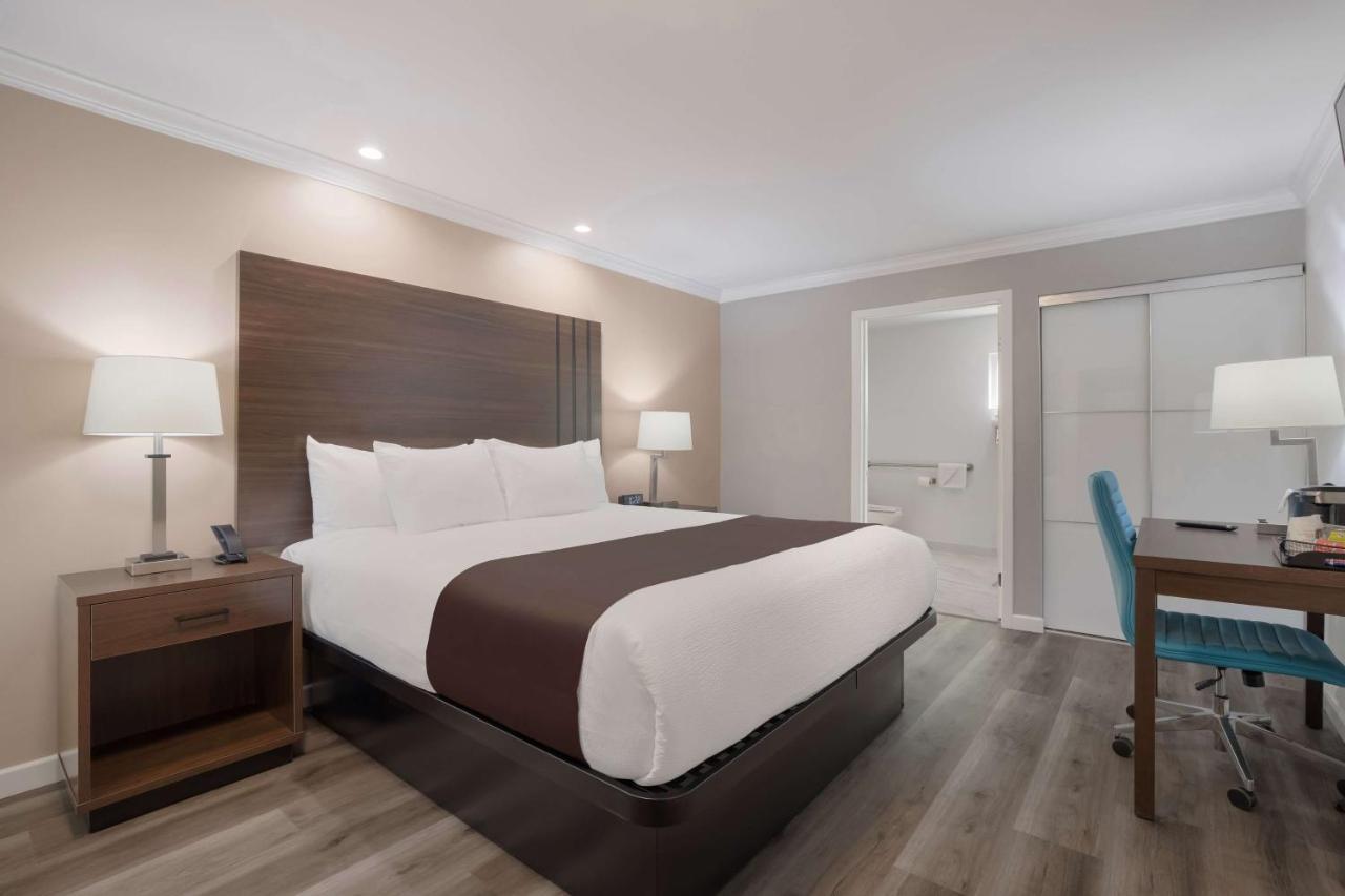 Surestay Plus Hotel By Best Western Upland - Ontario North 외부 사진